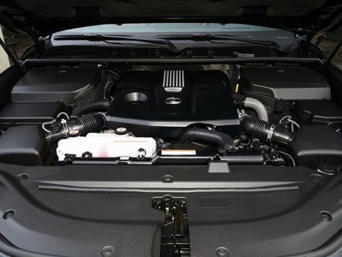 Used 2026 Lexus LX 600 4WD w/ Appearance Package image 37