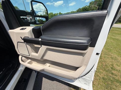 Used 2020 Ford F350 Limited AWD/4WD image 46