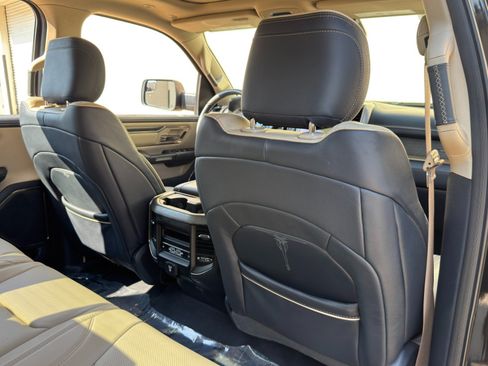 Used 2019 RAM 1500 Limited w/ Advanced Safety Group RWD image 36