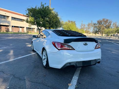 Used 2015 Hyundai Genesis 3.8 RWD image 17