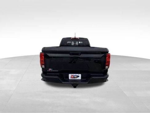Used 2025 Chevrolet Colorado Trail Boss image 5