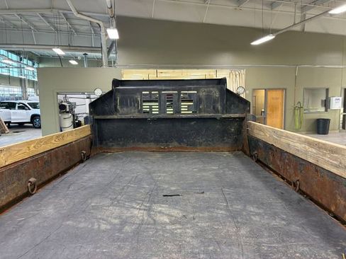 Used 2019 Ford F550 4x4 Regular Cab Super Duty image 15