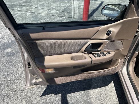 Used 1995 Mercury Sable GS FWD image 8