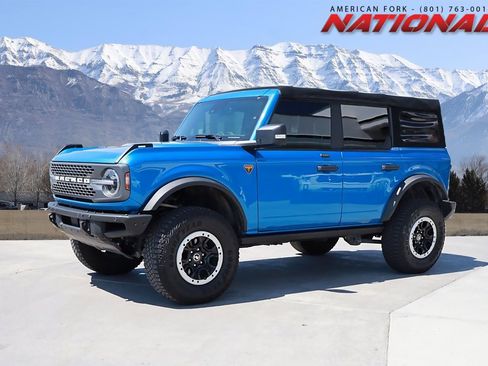 Used 2021 Ford Bronco Badlands image 1