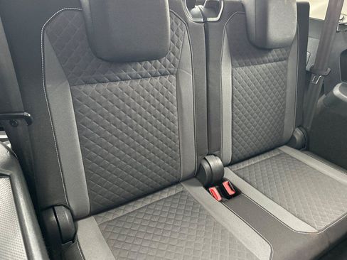 Certified 2021 Volkswagen Tiguan S FWD image 15