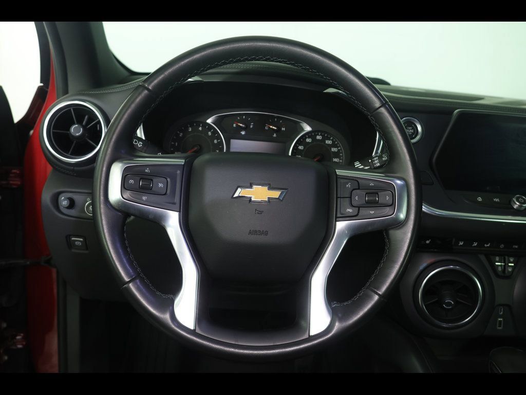 Used 2019 Chevrolet Blazer LT AWD/4WD image 25