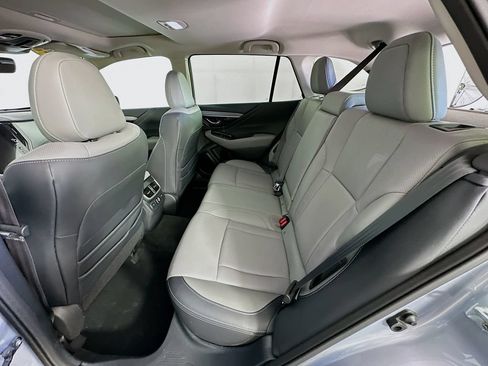 Used 2023 Subaru Outback Limited AWD/4WD image 33