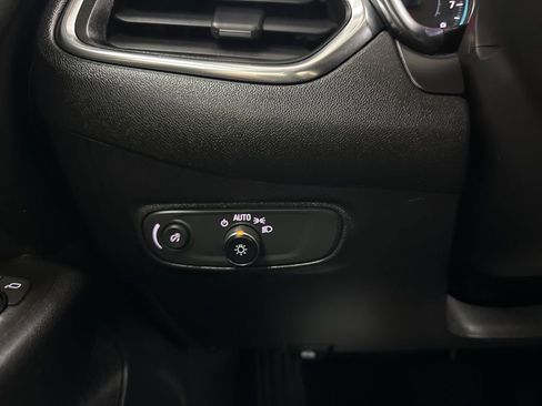 Certified 2022 Chevrolet Equinox LT image 39