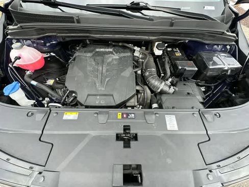 Used 2025 Kia Carnival LXS image 29