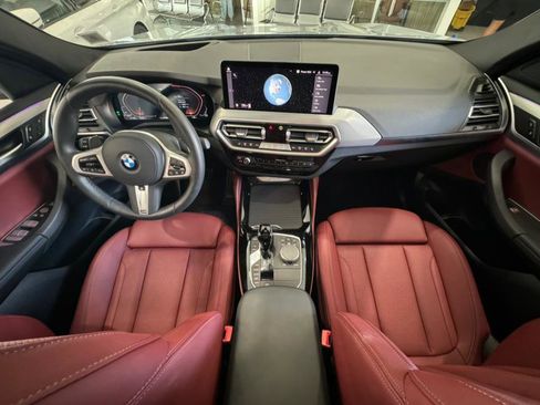 Used 2025 BMW X4 xDrive30i w/ Premium Package image 27