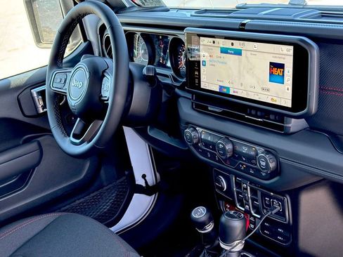 New 2026 Jeep Gladiator Rubicon w/ Safety Group image 22