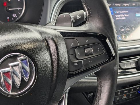 Used 2024 Buick Enclave Premium image 17