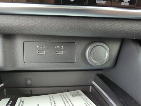 New 2026 Nissan Rogue Platinum image 33