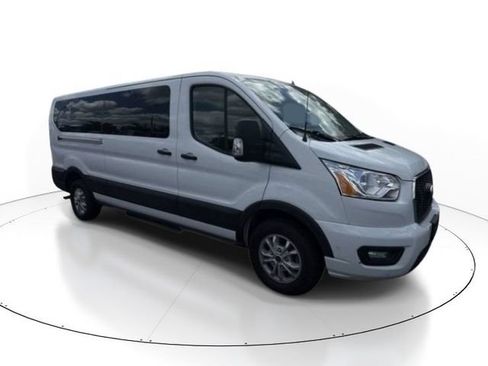 Used 2021 Ford Transit 350 XLT RWD image 4