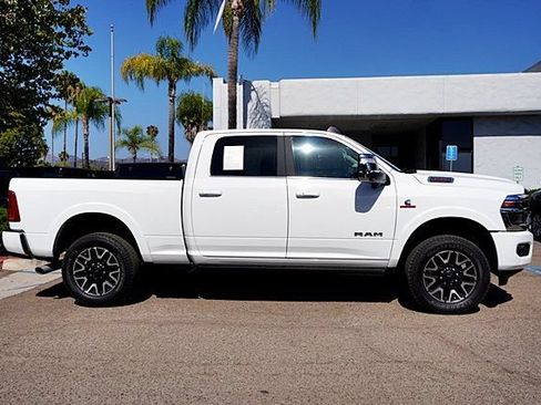 Used 2025 RAM 3500 Longhorn AWD/4WD image 7