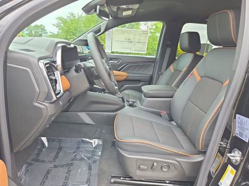 New 2026 GMC Canyon AT4 image 15