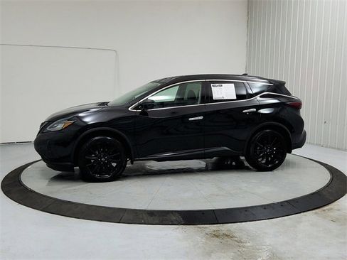 Used 2024 Nissan Murano SV w/ SV Midnight Edition Package image 4