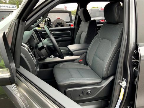 Used 2021 RAM 1500 Big Horn w/ Trailer Tow Group image 7