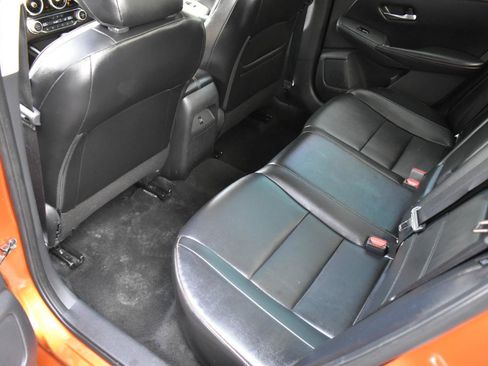 Used 2022 Nissan Sentra SR w/ SR Premium Package FWD image 25