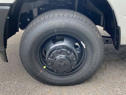 New 2026 RAM 3500 Tradesman AWD/4WD image 6