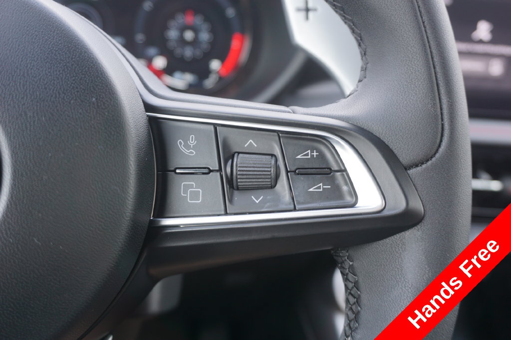 Used 2024 Dodge Hornet R/T Plus w/ R/T Blacktop Package AWD/4WD image 4