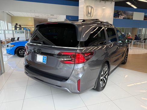 New 2026 Honda Odyssey EX-L image 7