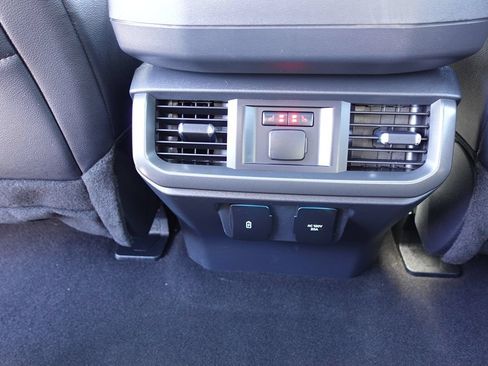 Used 2024 Ford F150 Lariat w/ Equipment Group 502A High AWD/4WD image 43