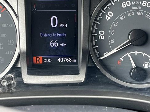 Used 2021 Toyota Tacoma TRD Off-Road image 36