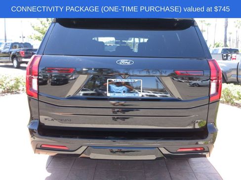 Used 2025 Ford Expedition Max Platinum w/ Stealth Performance Package AWD/4WD image 3