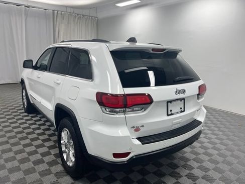 Used 2021 Jeep Grand Cherokee Laredo w/ Security & Convenience Group AWD/4WD image 6