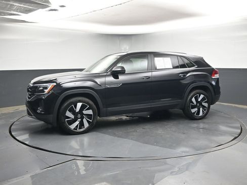 Used 2026 Volkswagen Atlas Cross Sport SE AWD/4WD image 2