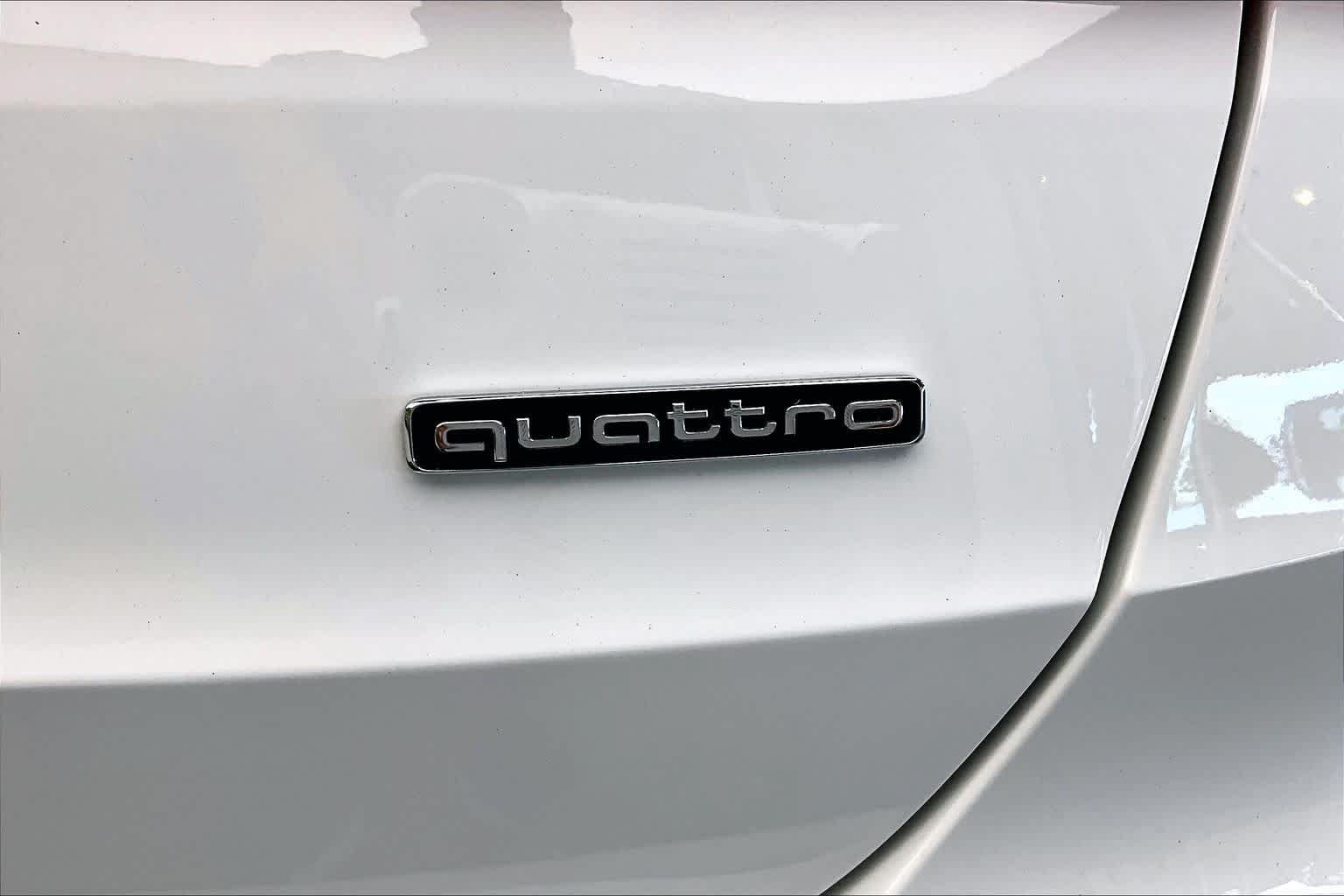 Certified 2024 Audi Q3 2.0T Premium w/ Convenience Package AWD/4WD image 10