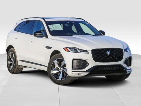 Used 2024 Jaguar F-PACE R-Dynamic S image 2