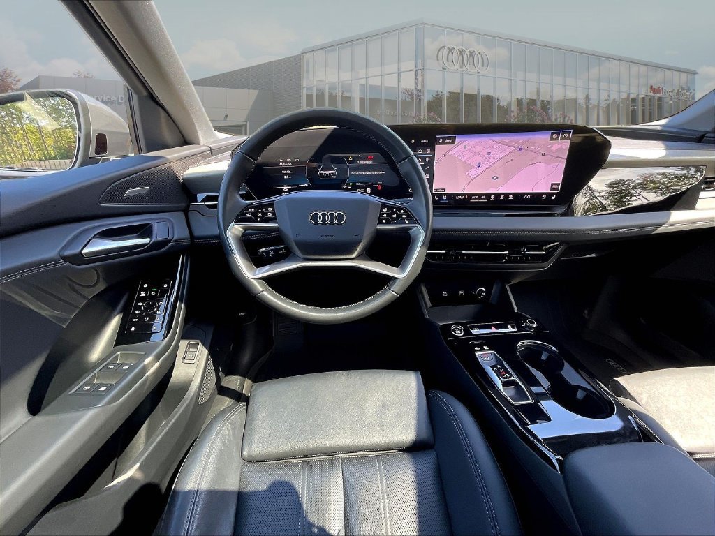 Used 2025 Audi Q6 e-tron Premium Plus w/ Premium Plus AWD/4WD image 10