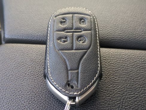 Used 2022 Maserati Levante GT image 33