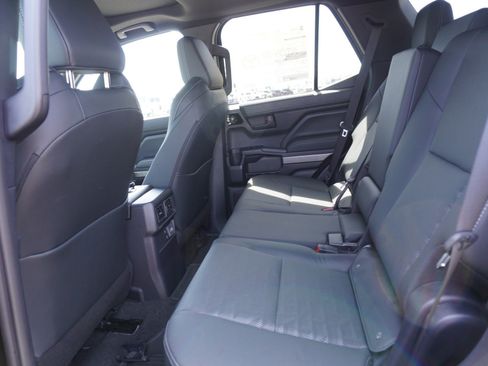 New 2026 Toyota 4Runner TRD Off-Road Premium AWD/4WD image 14