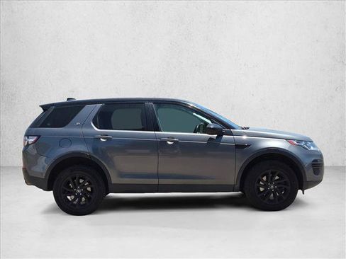Used 2018 Land Rover Discovery Sport SE AWD/4WD image 5