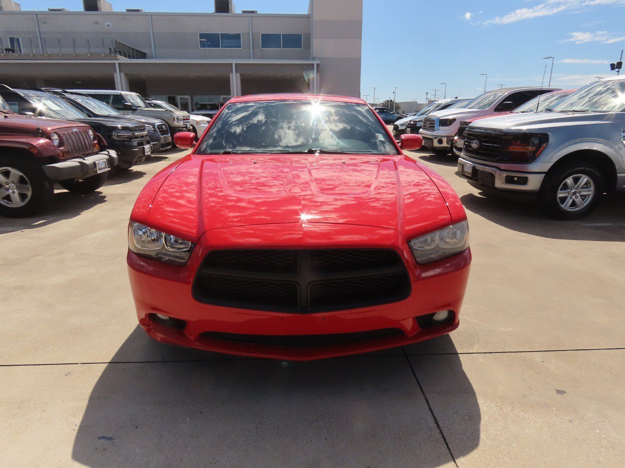 Used 2014 Dodge Charger SXT Plus RWD image 5