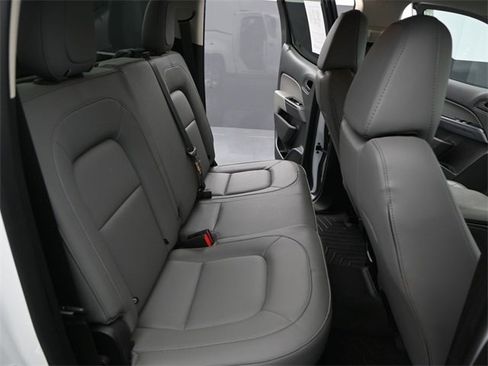 Used 2022 Chevrolet Colorado W/T image 16