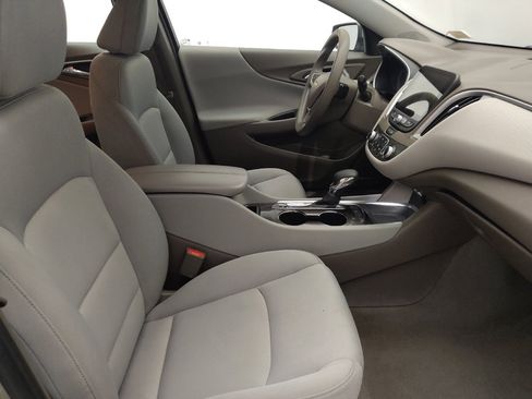 Used 2022 Chevrolet Malibu LT FWD image 21