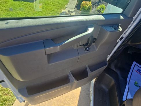 Used 2020 Chevrolet Express 2500 w/ Communications Package image 13