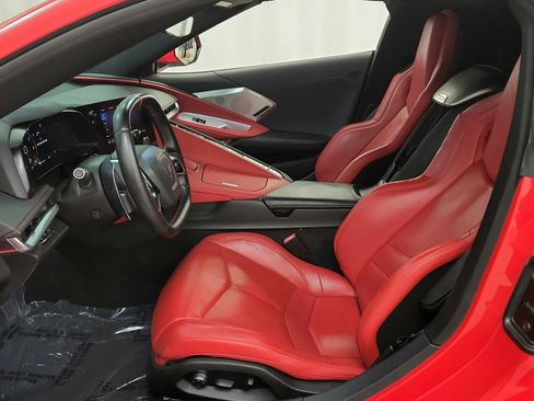Used 2022 Chevrolet Corvette Stingray Preferred Cpe w/ Z51 Performance Package RWD image 18