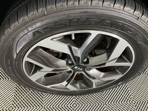 Used 2020 Kia Sportage EX image 9