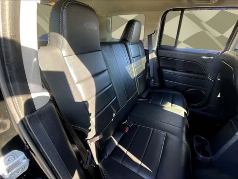 Used 2017 Jeep Patriot High Altitude image 26