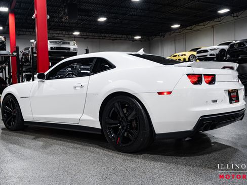 Used 2013 Chevrolet Camaro ZL1 image 3