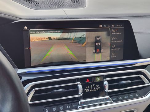 Used 2022 BMW ALPINA XB7 image 18