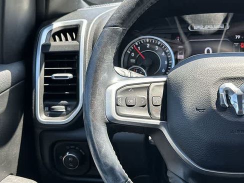Used 2022 RAM 1500 Big Horn AWD/4WD image 8