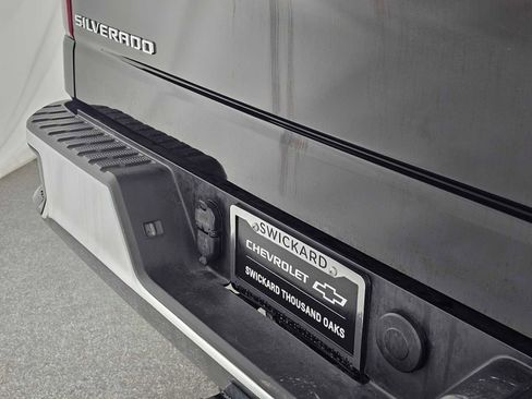 Used 2022 Chevrolet Silverado 1500 LT image 13