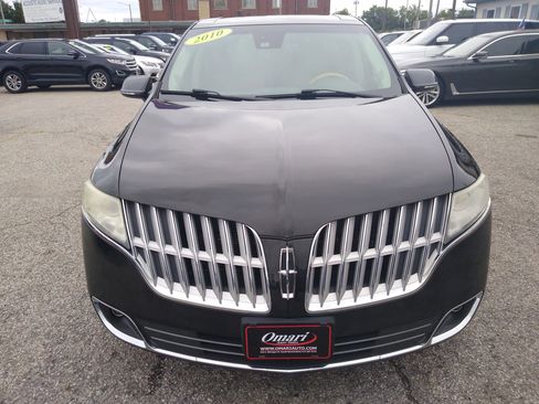 Used 2010 Lincoln MKT AWD image 8