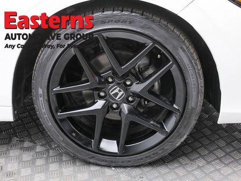Used 2023 Honda Civic Sport image 30